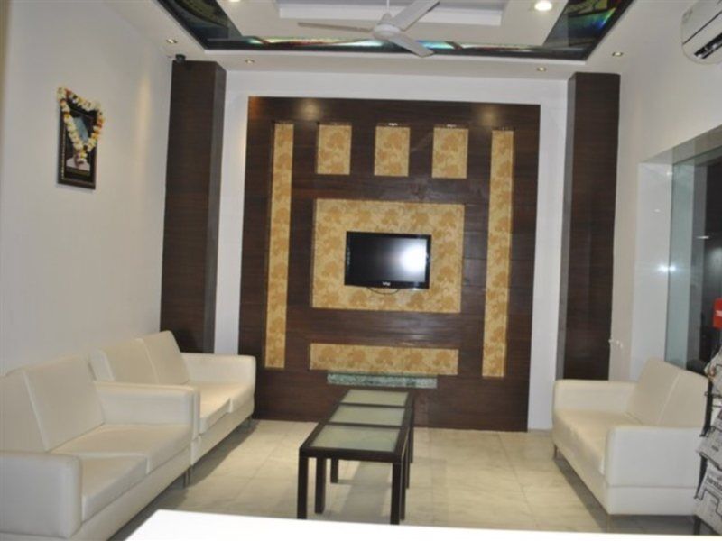 Hotel Baba Inn-By Rcg Hotels Nova Deli Exterior foto